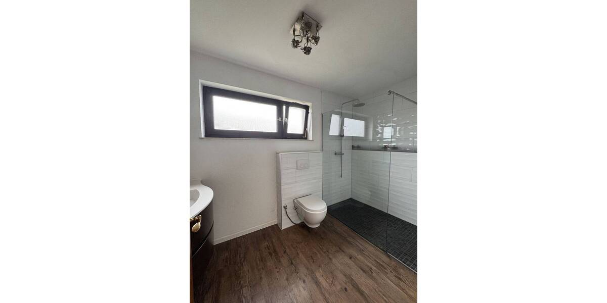 Doppelhaushälfte Kirchheim am Neckar - 5 Zimmer, 120 m&sup2;, 409.999&euro; | Angebot:25678438