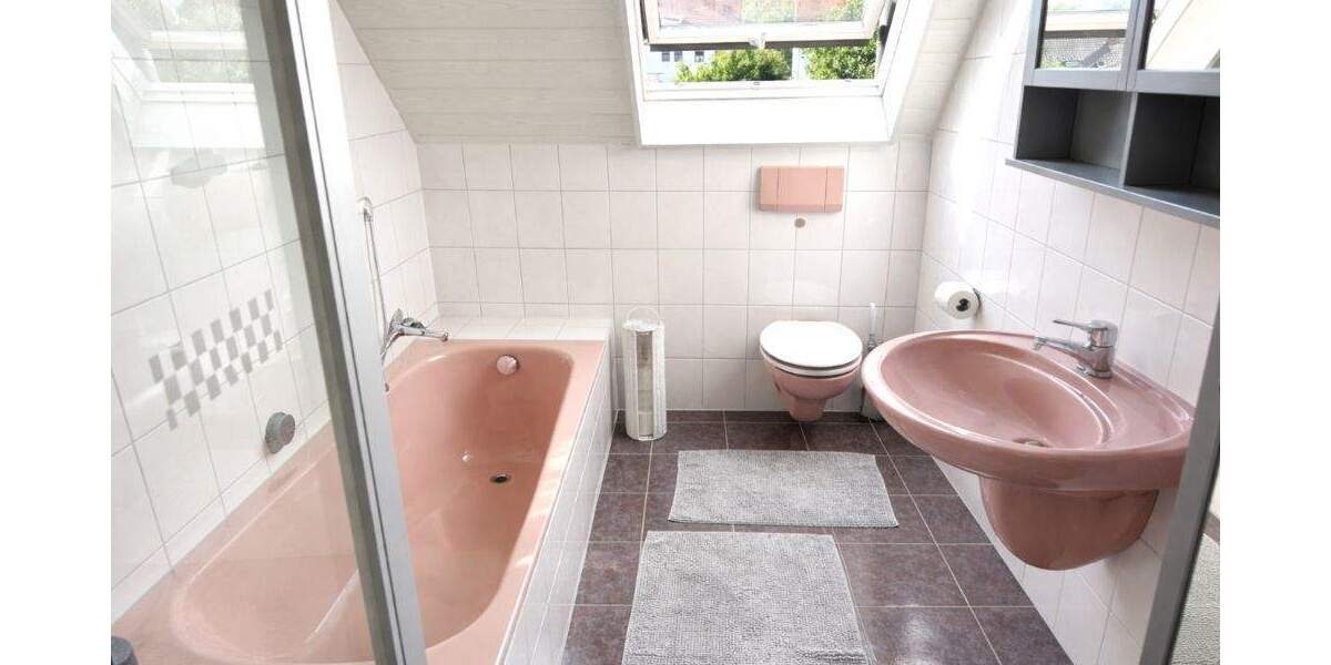 Einfamilienhaus Kirchardt - 7 Zimmer, 219 m&sup2;, 569.000&euro; | Angebot:25693235