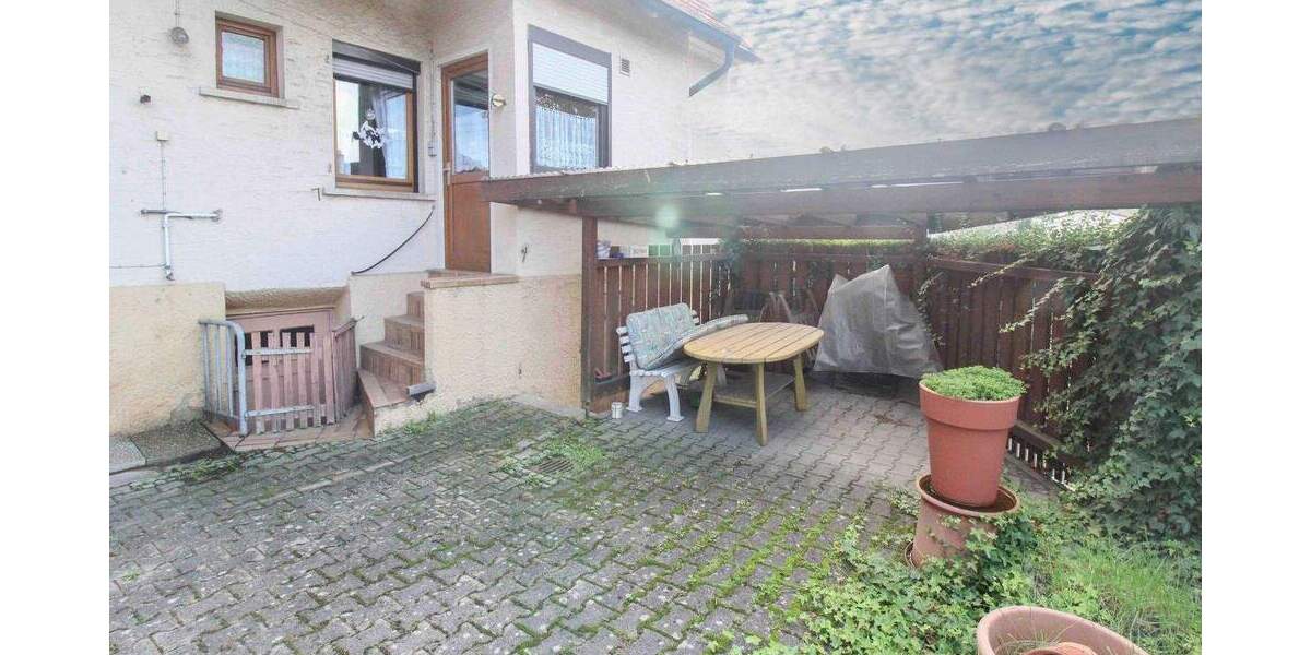 Einfamilienhaus Güglingen - 6 Zimmer, 149 m&sup2;, 299.000&euro; | Angebot:25749592