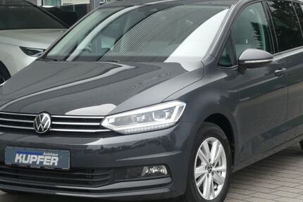 VW Touran 28.580 km 31.400 &euro; Vaihingen / Enz 71665