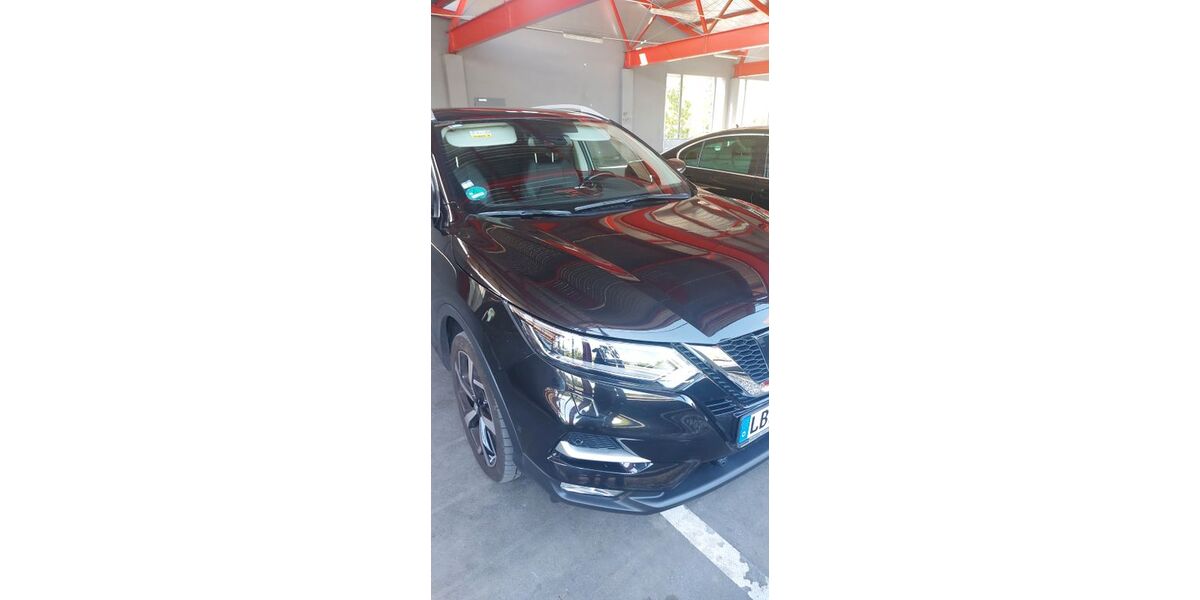 Nissan Qashqai 101.560 km 12.999 &euro; Bietigheim-Bissingen 74321
