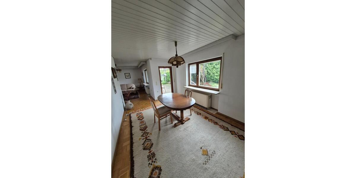 Einfamilienhaus Walzbachtal - 9 Zimmer, 285 m&sup2;, 600.000&euro; | Angebot:26039472