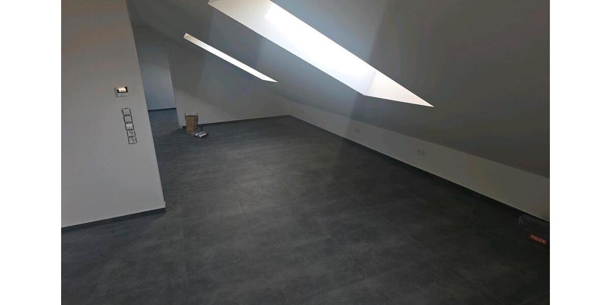 Dachgeschoßwohnung Bietigheim-Bissingen Bissingen - 2 Zimmer, 68 m&sup2;, 1.100&euro; | Angebot:25408342