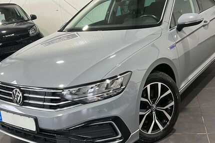 VW Passat Variant 150.000 km 17.995 &euro; Bretten 75015