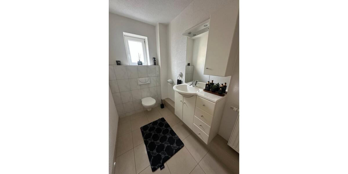 Einfamilienhaus Heilbronn Böckingen - 8 Zimmer, 168 m&sup2;, 550.000&euro; | Angebot:24843198