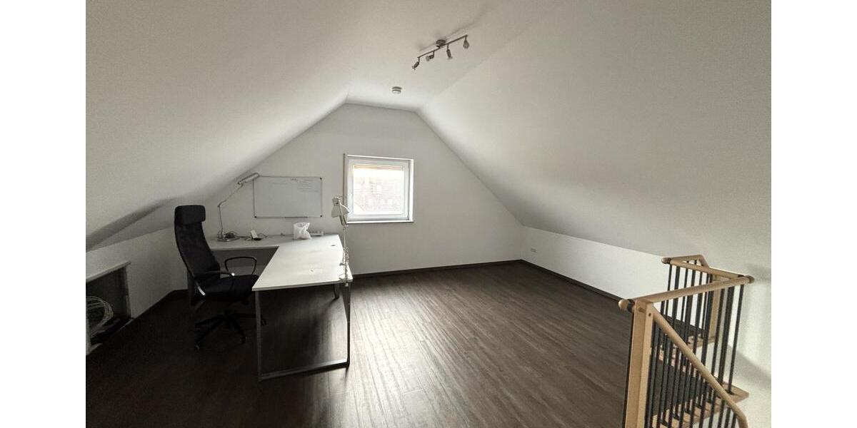 Maisonettenwohnung Heilbronn Frankenbach - 4.5 Zimmer, 140 m&sup2;, 1.650&euro; | Angebot:25972432