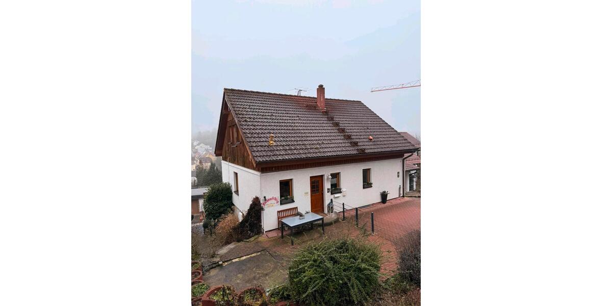 Einfamilienhaus Neckarbischofsheim - 5 Zimmer, 132 m&sup2;, 280.000&euro; | Angebot:27029069