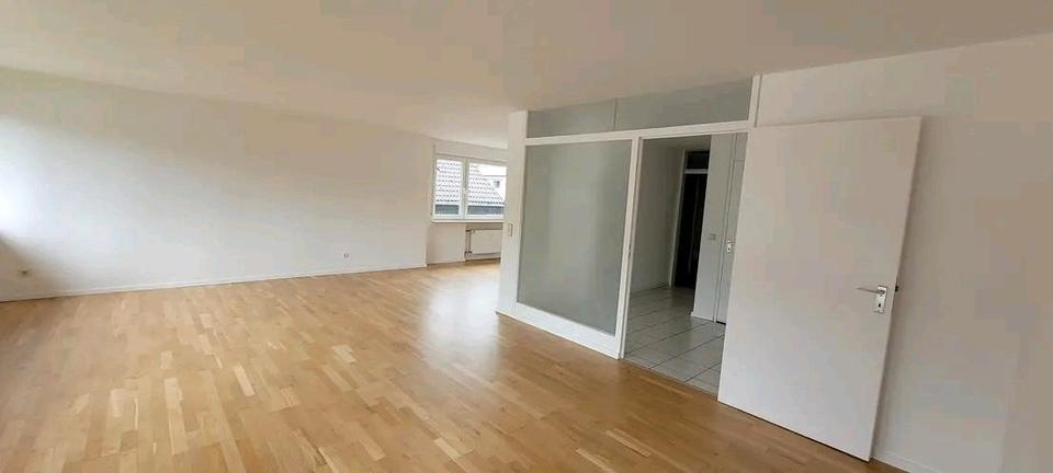Etagenwohnung Hessigheim - 3.5 Zimmer, 113 m&sup2;, 1.200&euro; | Angebot:25860209