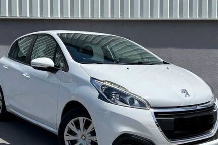 Peugeot 208 100.486 km 5.200 &euro; Weinsberg 74189