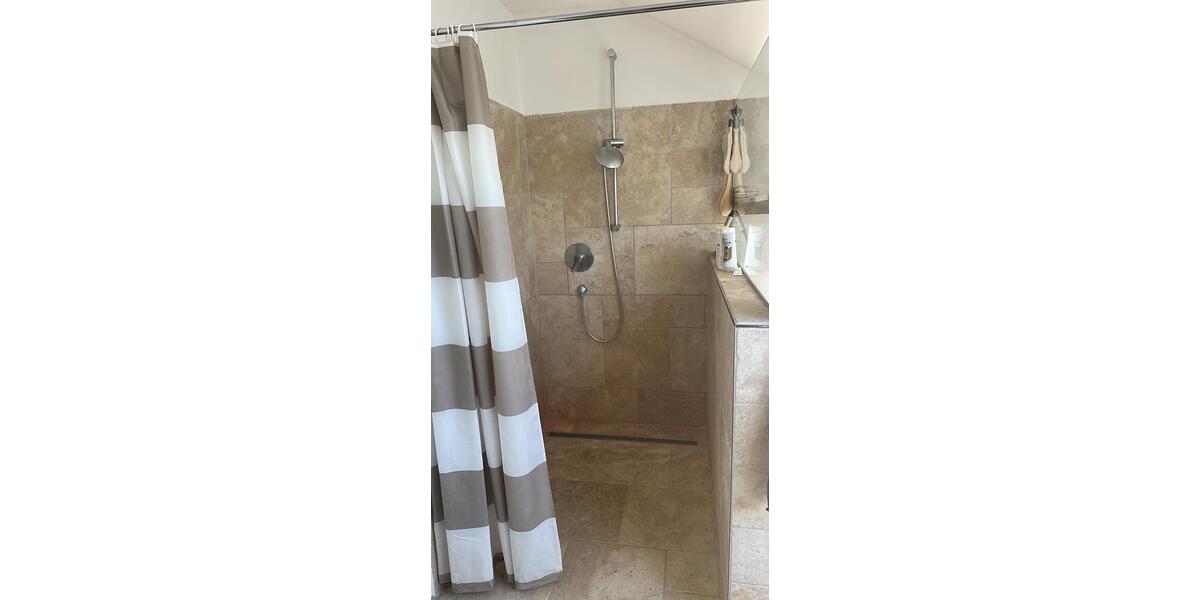 Dachgeschoßwohnung Sankt Leon-Rot Rot - 2 Zimmer, 1.490&euro; | Angebot:24585901