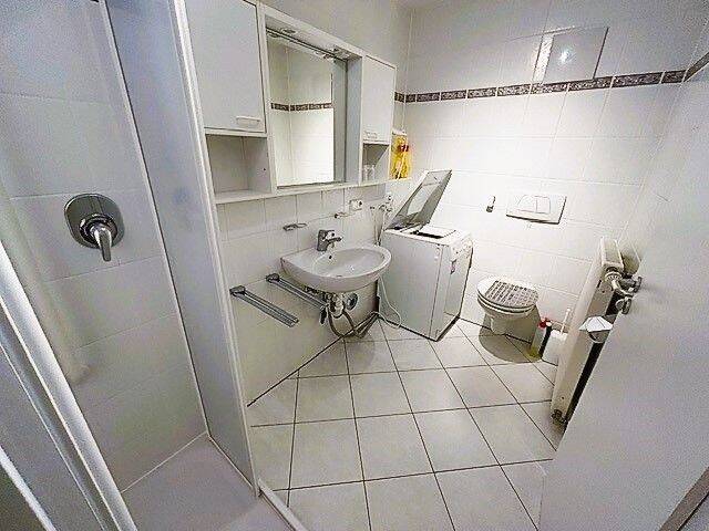 Etagenwohnung Untereisesheim - 2 Zimmer, 75 m&sup2;, 830&euro; | Angebot:26015719