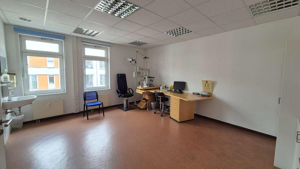 Gewerbeobjekt Mühlacker - 2.600&euro; | Angebot:21438234