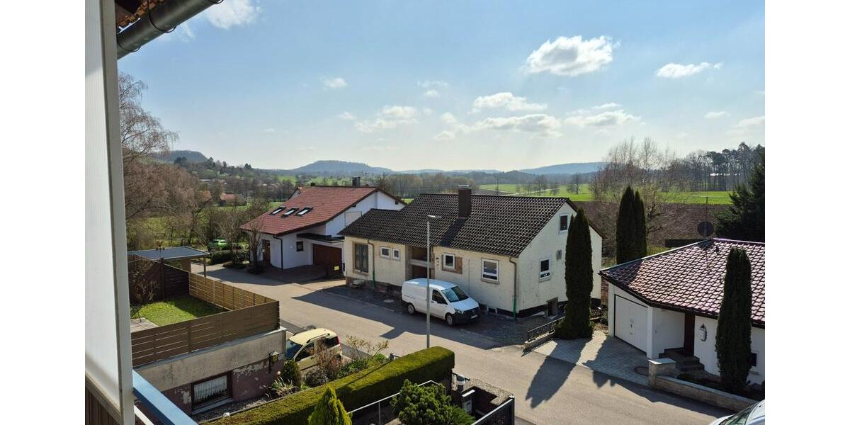 Mehrfamilienhaus, Wohnhaus Sternenfels - 8 Zimmer, 250 m&sup2;, 629.000&euro; | Angebot:25612292