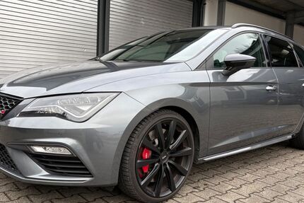 Seat Leon 137.159 km 17.990 &euro; Mühlhausen 69242
