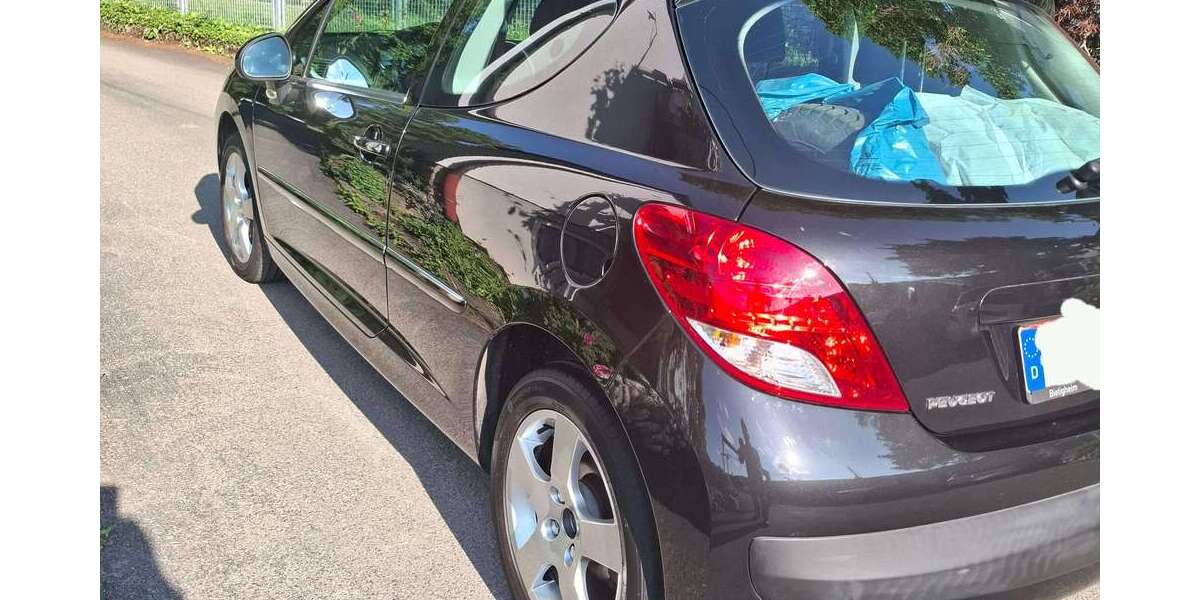 Peugeot 207 142.100 km 2.490 &euro; Sachsenheim 74343