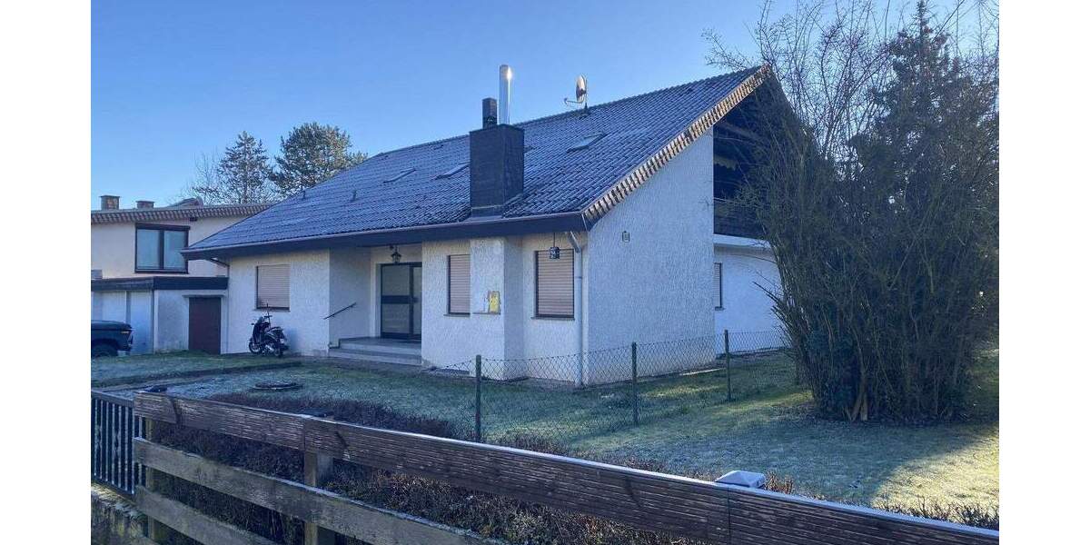 Einfamilienhaus Sinsheim - 7 Zimmer, 220 m&sup2;, 649.000&euro; | Angebot:25657488