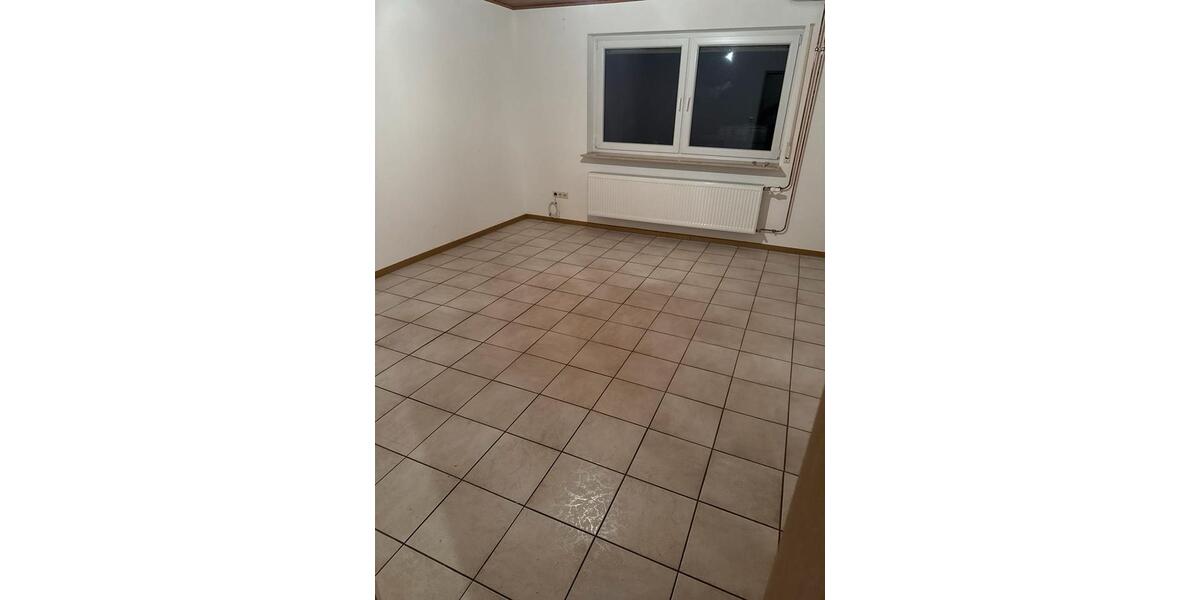 Etagenwohnung Neunkirchen - 1 Zimmer, 40 m&sup2;, 550&euro; | Angebot:25834215