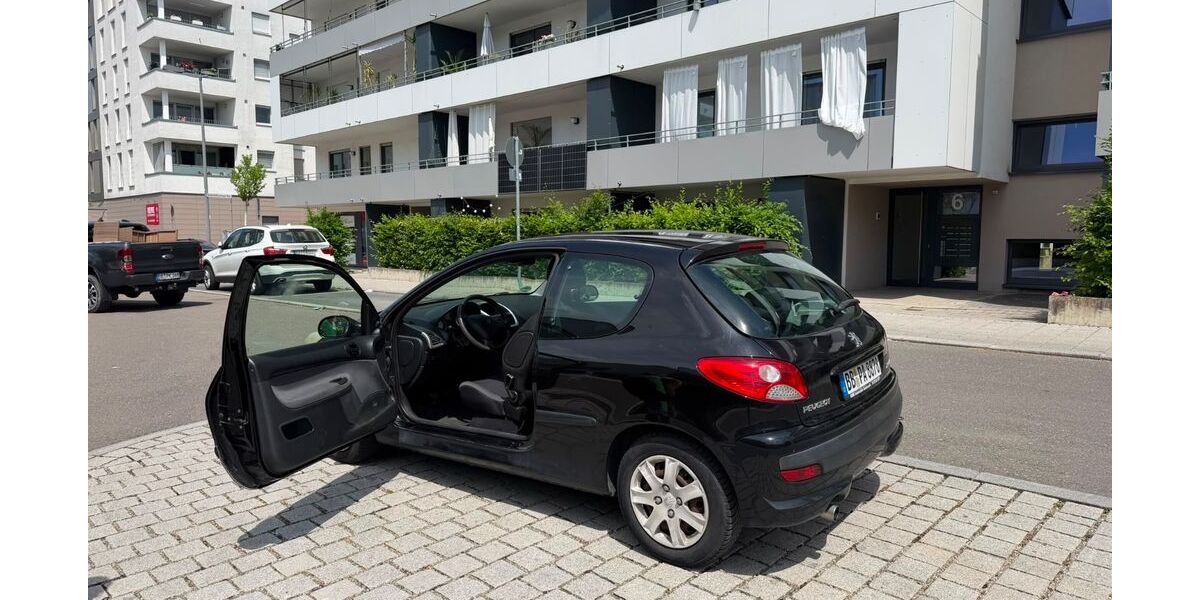 Peugeot 206 140.000 km 1.800 &euro; Heilbronn 74072