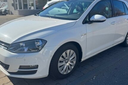 VW Golf VII 1.6 TDI Cup BMT 160.000 km 8.990 &euro; Neckarsulm 74172