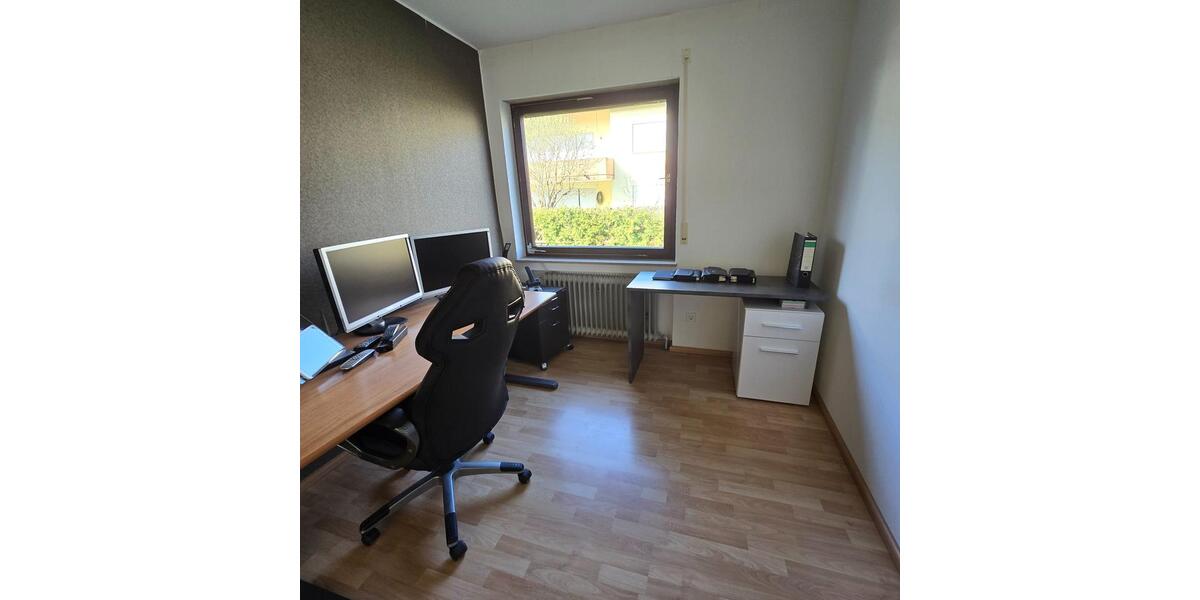 Einfamilienhaus Untereisesheim - 10 Zimmer, 180 m&sup2;, 559.000&euro; | Angebot:25843658