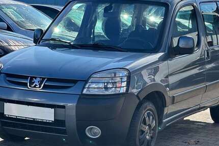 Peugeot Partner 221.000 km 2.395 &euro; Bruchsal-Helmsheim 76646