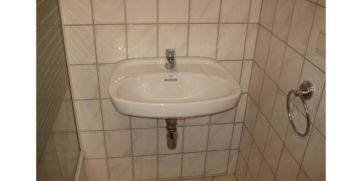 Etagenwohnung Sankt Leon-Rot Rot - 1 Zimmer, 14 m&sup2;, 350&euro; | Angebot:25312612