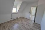 Doppelhaushälfte Bretten - 5 Zimmer, 90 m&sup2;, 445.000&euro; | Angebot:25063292