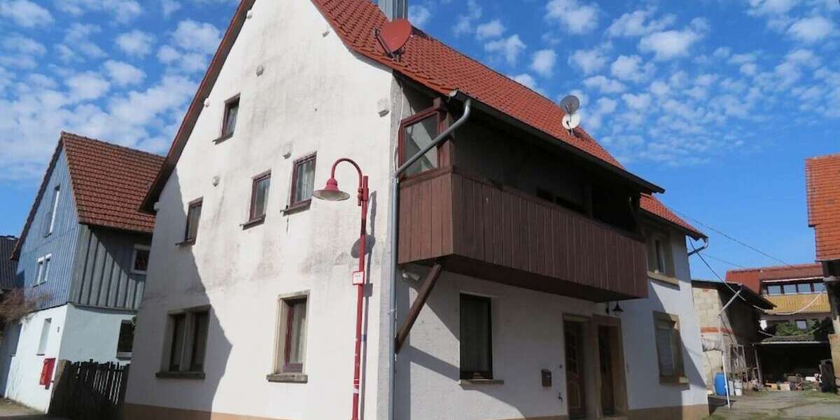 Einfamilienhaus Eppingen - 10 Zimmer, 210 m&sup2;, 145.000&euro; | Angebot:25965523
