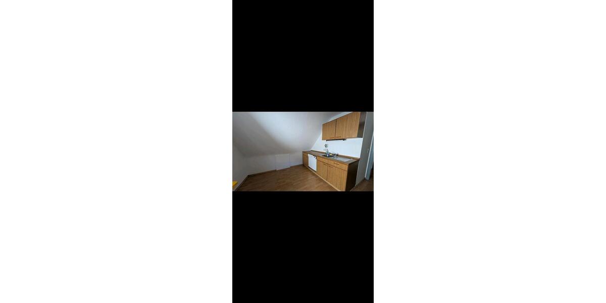Dachgeschoßwohnung Heilbronn Kernstadt - 2.5 Zimmer, 48 m&sup2;, 600&euro; | Angebot:26438196