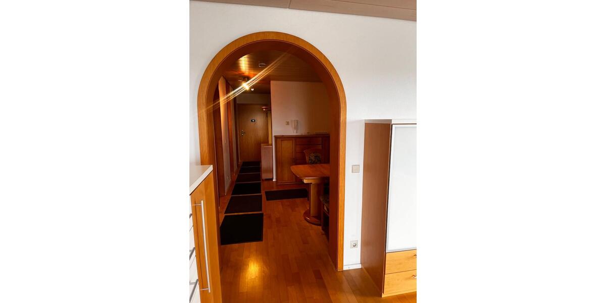 Etagenwohnung Sachsenheim - 2.5 Zimmer, 70 m&sup2;, 1.050&euro; | Angebot:25931289