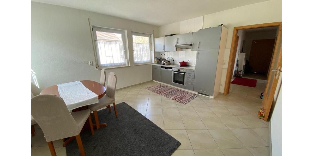 Etagenwohnung Kirchardt - 3 Zimmer, 85 m&sup2;, 800&euro; | Angebot:25404797