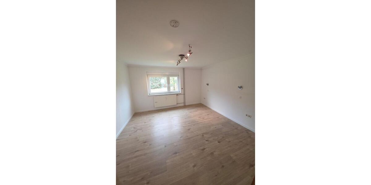 Erdgeschoßwohnung Mosbach - 2 Zimmer, 59 m&sup2;, 720&euro; | Angebot:25300083