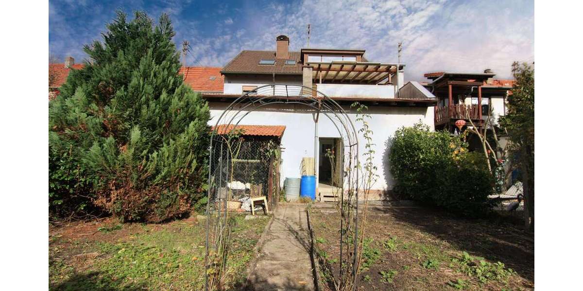 Einfamilienhaus Walldorf - 8 Zimmer, 240 m&sup2;, 568.000&euro; | Angebot:24002165