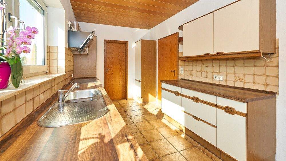 Einfamilienhaus Bönnigheim - 6 Zimmer, 208 m&sup2;, 795.000&euro; | Angebot:25697233