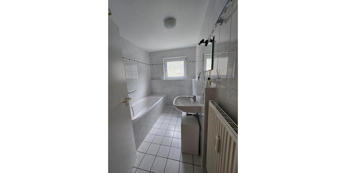 Etagenwohnung Sinsheim - 3 Zimmer, 78 m&sup2;, 235.000&euro; | Angebot:24508652