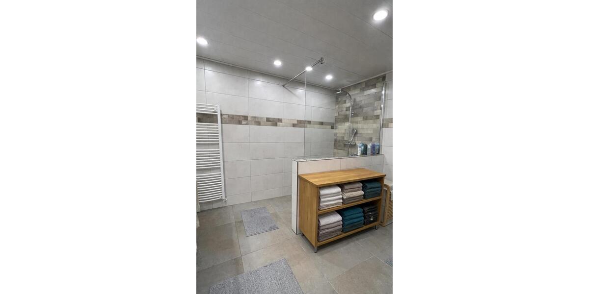 Einfamilienhaus Neulingen - 9 Zimmer, 210 m&sup2;, 459.000&euro; | Angebot:25763060