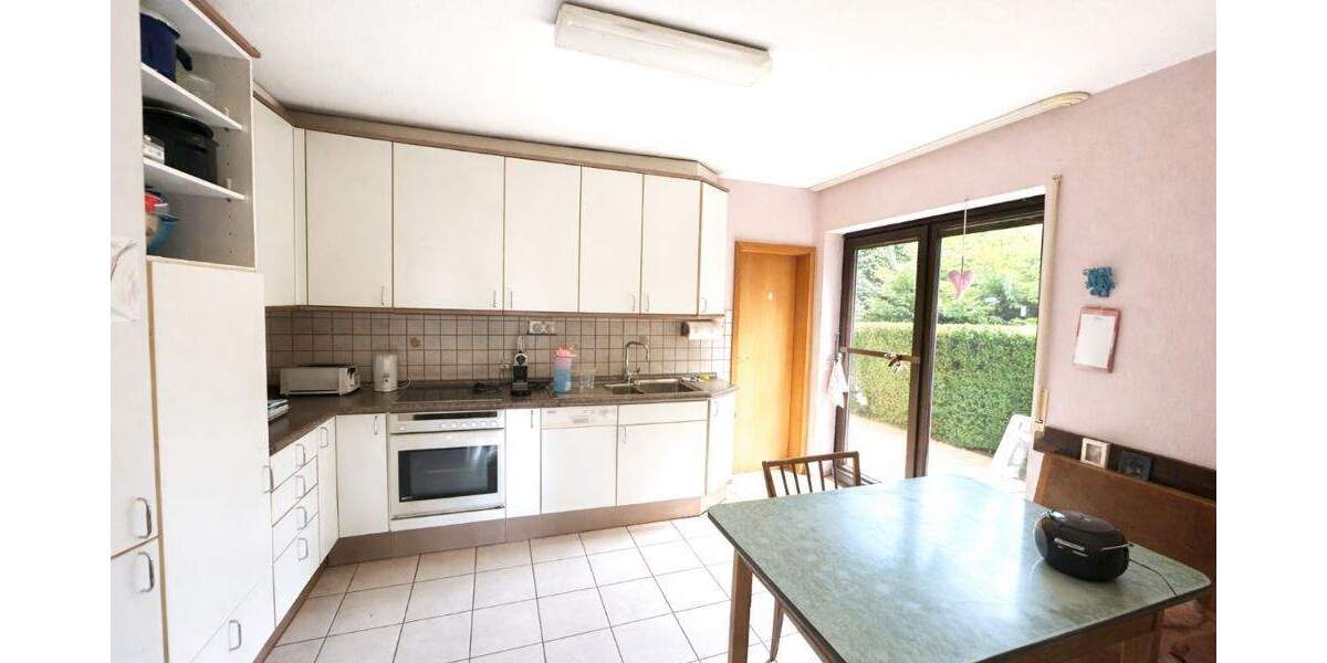 Mehrfamilienhaus, Wohnhaus Kirchardt Berwangen - 6 Zimmer, 219 m&sup2;, 569.000&euro; | Angebot:25693229