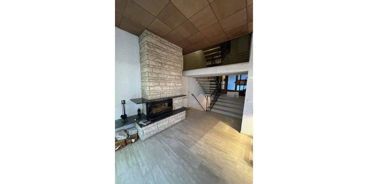 Mehrfamilienhaus, Wohnhaus Leingarten Großgartach - 8 Zimmer, 250 m&sup2;, 3.000&euro; | Angebot:25780397