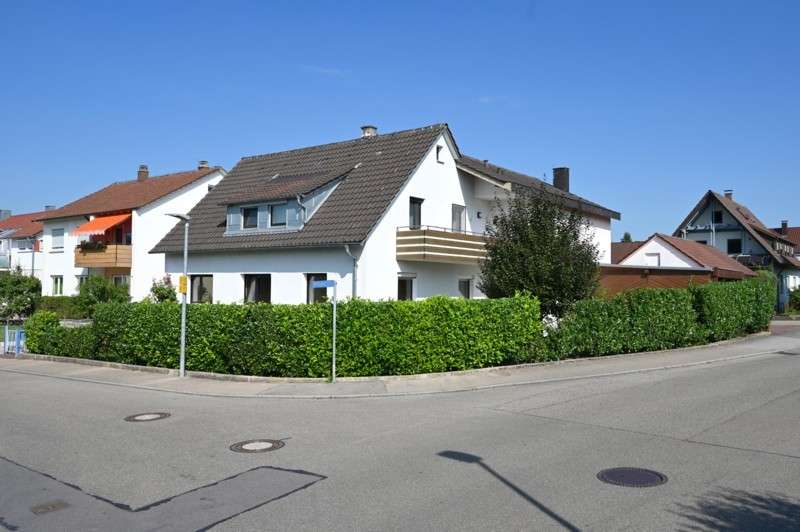 Einfamilienhaus Löchgau - 9 Zimmer, 240 m&sup2;, 695.000&euro; | Angebot:20041628