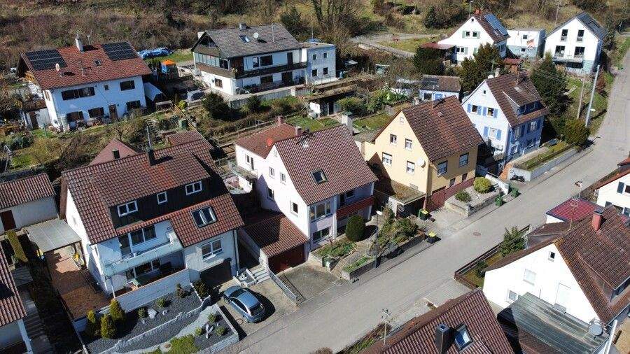 Mehrfamilienhaus, Wohnhaus Mühlacker Mühlhausen - 6 Zimmer, 148 m&sup2;, 278.500&euro; | Angebot:25695920