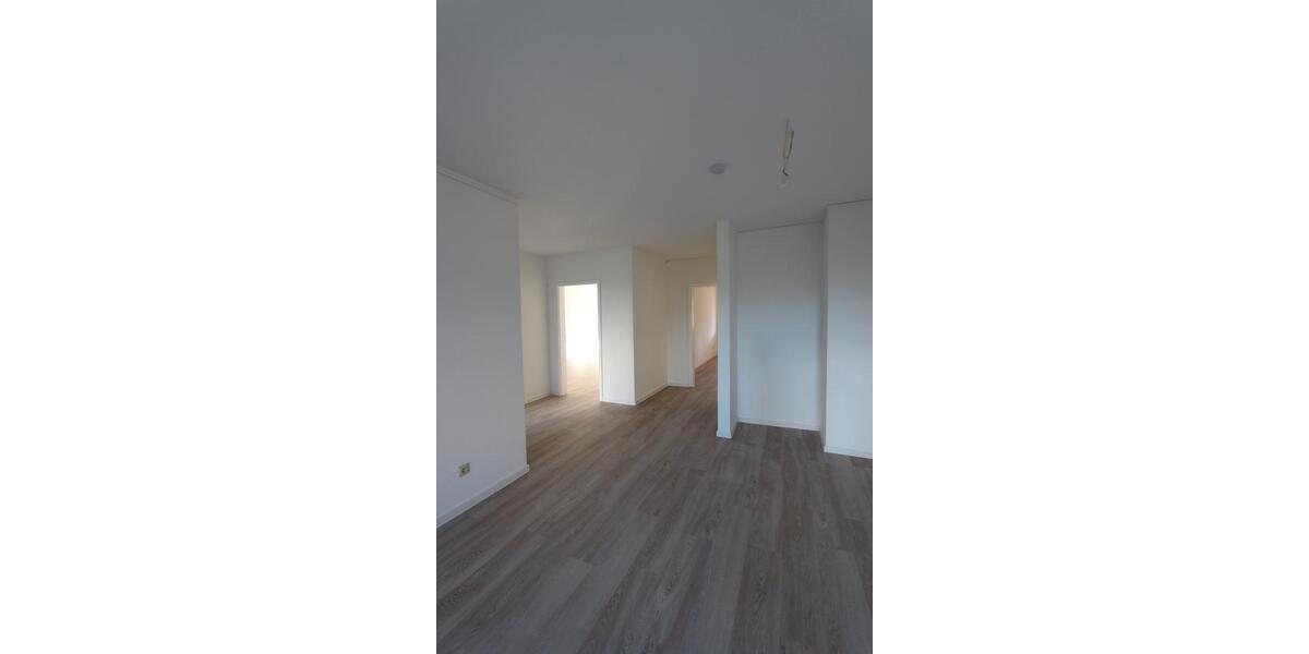 Erdgeschoßwohnung Heilbronn - 3.5 Zimmer, 116 m&sup2;, 1.390&euro; | Angebot:22605542