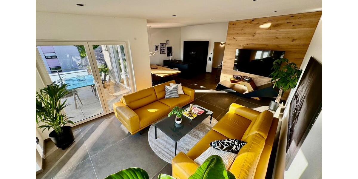 Dachgeschoßwohnung Abstatt - 2 Zimmer, 125 m&sup2;, 1.925&euro; | Angebot:25615100