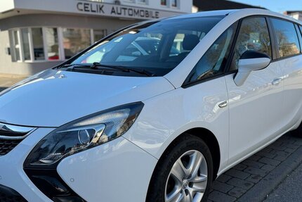 Opel Zafira Tourer Business Edition Navi 1. Hand 114.000 km 9.490 &euro; Neckarsulm 74172