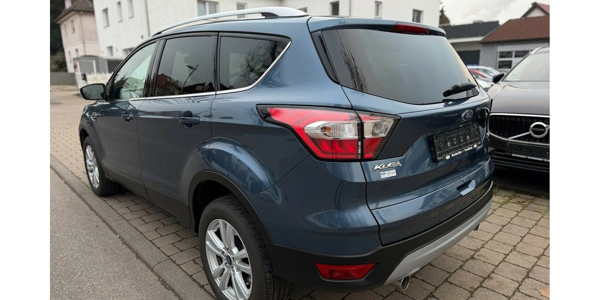 Ford Kuga 1.5 Cool & Connect 84.000 km 8.990 &euro; Neckarsulm 74172