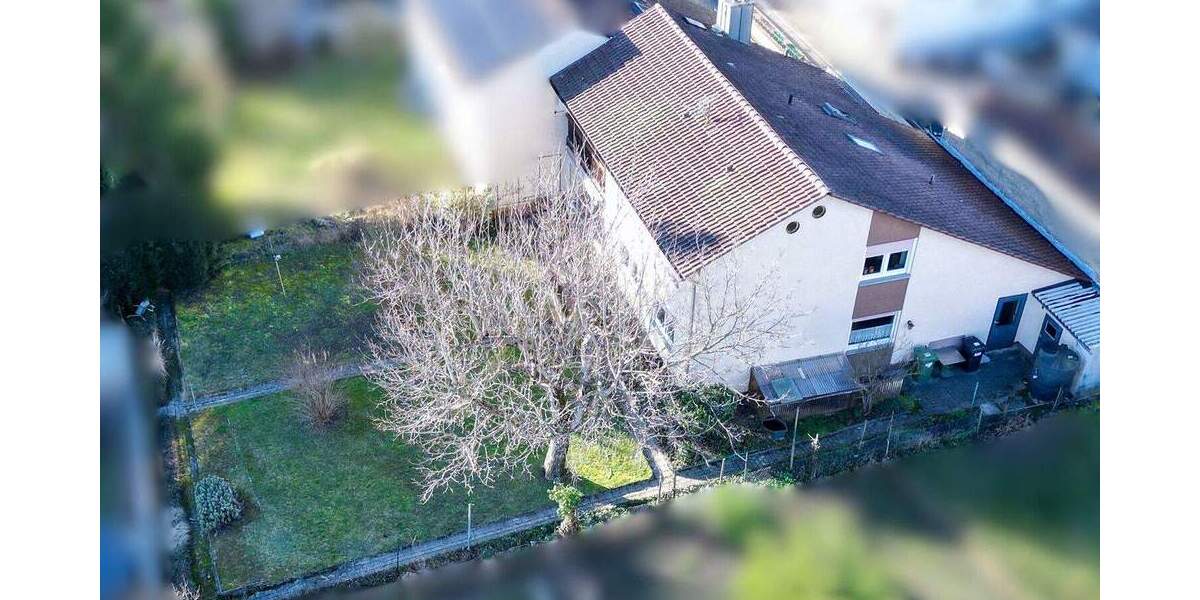 Doppelhaushälfte Bretten - 6 Zimmer, 189 m&sup2;, 549.000&euro; | Angebot:25679327