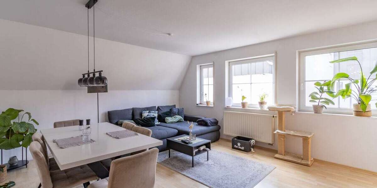 Etagenwohnung Schwaigern - 3.5 Zimmer, 84 m&sup2;, 830&euro; | Angebot:26387137
