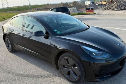 Tesla Model 3 45.000 km 31.900 &euro; Bretten 75015