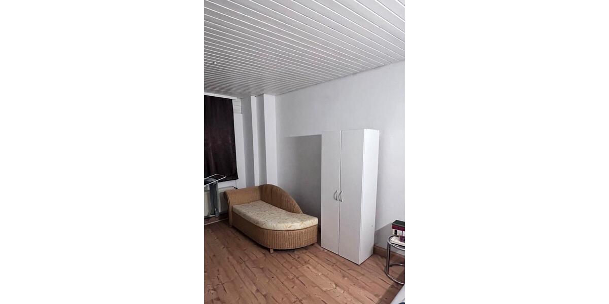 Etagenwohnung Östringen - 2 Zimmer, 35 m&sup2;, 500&euro; | Angebot:25844631