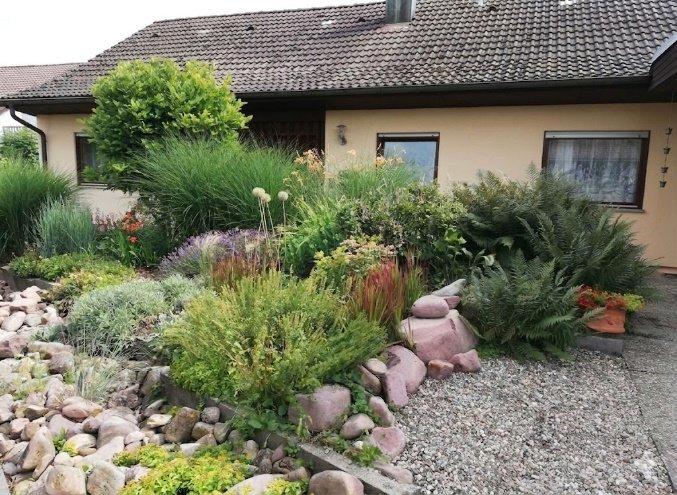 Einfamilienhaus Gundelsheim - 8.5 Zimmer, 260 m&sup2;, 585.000&euro; | Angebot:26008581