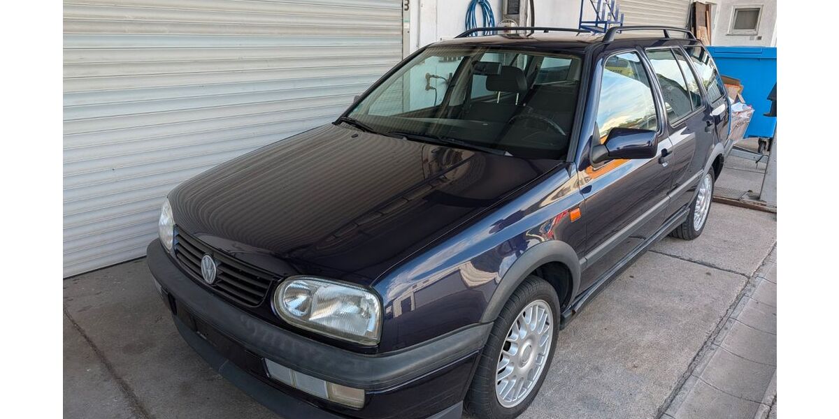 VW Golf 47.500 km 11.900 &euro; Bruchsal 76646